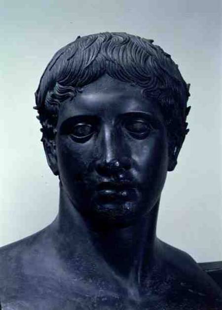 The Athenian Apollo, frontal view from Polykleitos