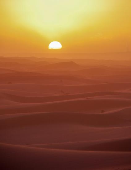 Sonnenuntergang über den Dünen
