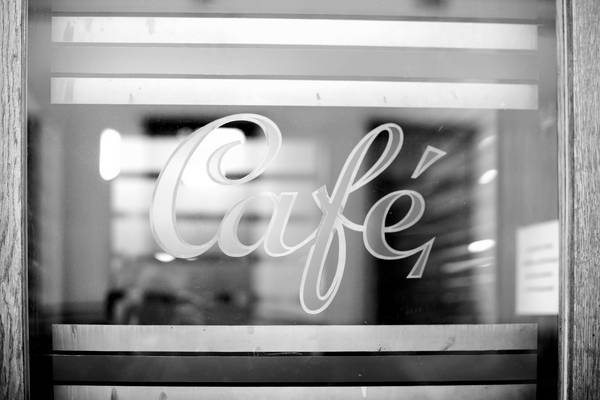 Fenster mit Aufschrift Cafe in einem Wiener Kaffeehaus. from Robert Kalb