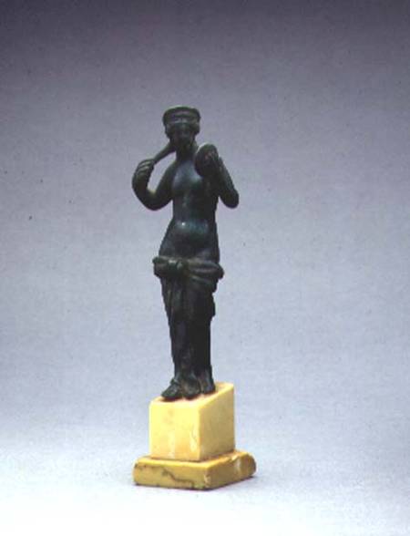 Bronze figure of Venus holding a mirror from Roman