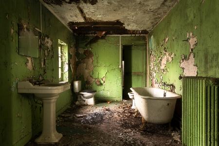 Grünes Badezimmer