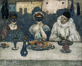 Zwei maskierte Damen und ein Pierrot an einem Tisch