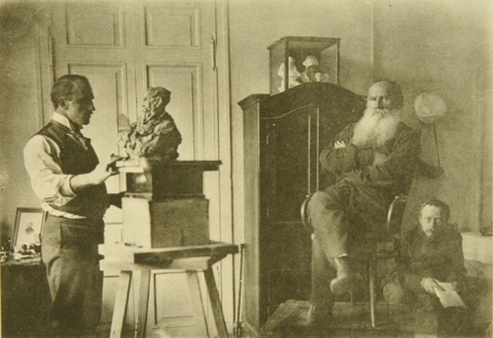 Leo Tolstoy and the sculptor Prince Paolo Troubetzkoy (1866-1938) from Sophia Andreevna Tolstaya