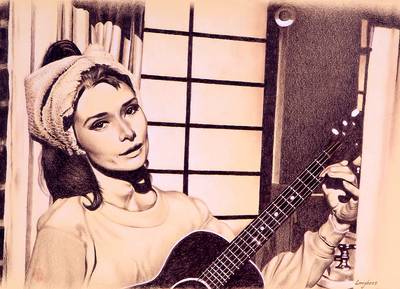 Audrey Hepburn spielt Gitarre