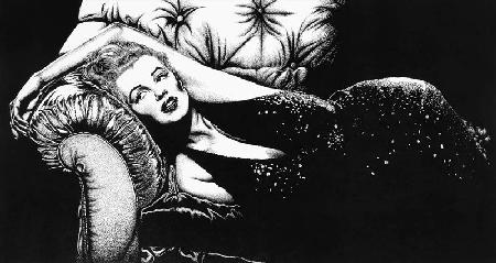 Marilyn Monroe auf dem Sofa