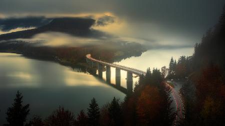 Brücke zum Nebel