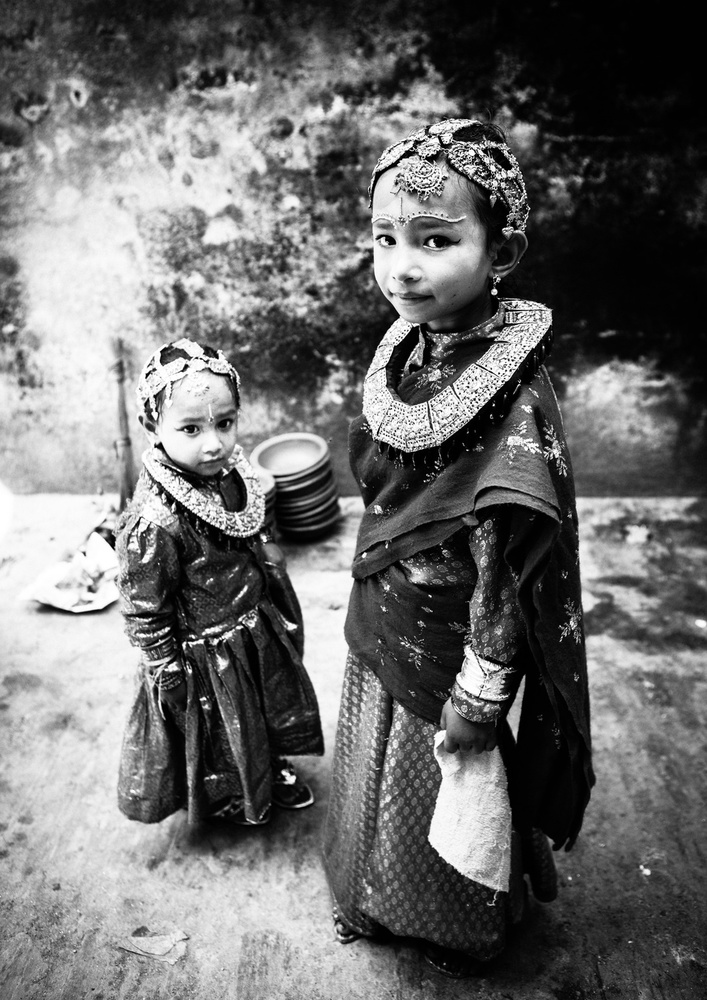 Schwestern in Nepal from TORU MATSUNAGA