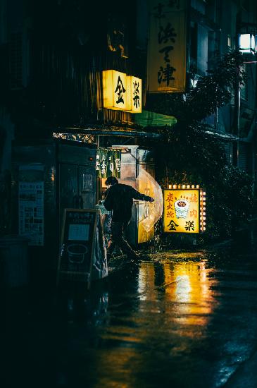 Asakusa regnerische Nacht